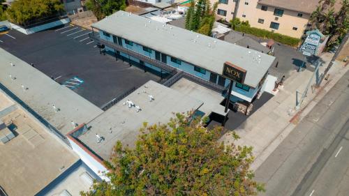 Exterior view, Nox Hotel - Studio City in Universal City