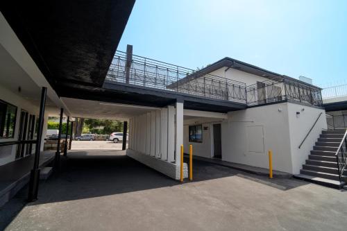Exterior view, Nox Hotel - Studio City in Universal City