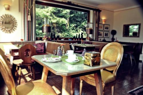 設施, 斯提西恩豪斯旅館 (Pension Stissen Haus am See) in 濱湖法克