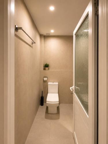 Fiore Rooms 1 - image 4