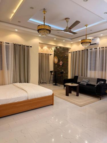 Palm Pebbles Staycation has Solar, 2bed & starlink in Tamale