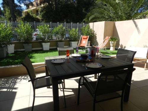 Appartement avec piscine et clim - 4 pers. - FR-1-251-955
