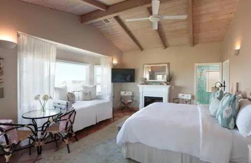 Kate Stanton Inn – Encinitas, CA