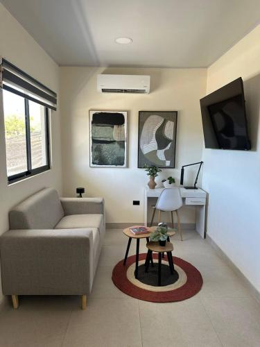 المرافق, Temptika Villa 3, New in بوتريرو