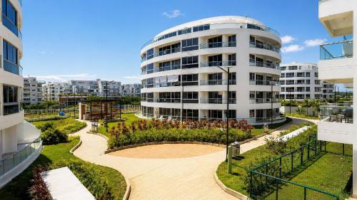 สวน, Apto moderno en Serena del Mar con Terraza. Ideal para familias y grupos in ปวยโต เตียราบาฆา