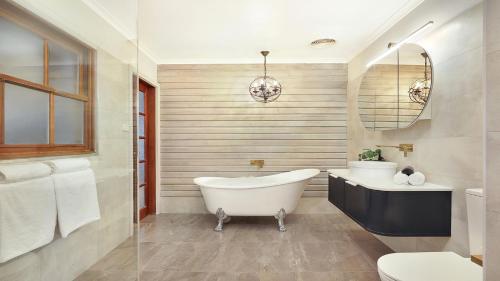 Curra Nardie Ranch in Sutton Forest