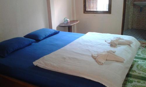 Phoy Lathda Guesthouse ปากแบ่ง