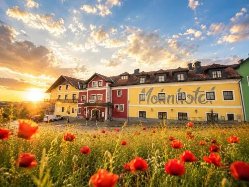 Mohnhotel - Bergwirt Schrammel in Zwettl Stadt, Österreich