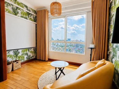 The Manor - Quiet Comfortable & Central Studio with Pool Access - image 3