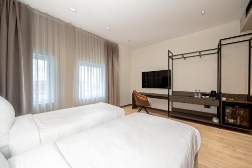 Fly Inn Hotel in Laplje Selo