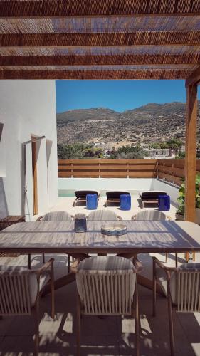 Dionysos Beach Resort & Villas - Hôtel - Mylopotas