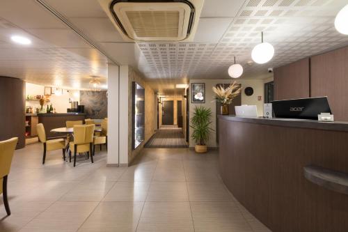 Sure Hotel by Best Western Reims Nord in Saint-Brice-Courcelles
