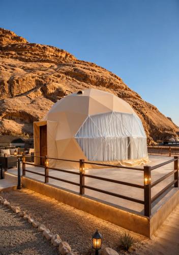Desert Star of Wadi Rum in 람