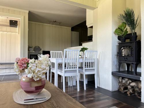 Gastenkamer, Homey apartment near Gol Town Center in Gol