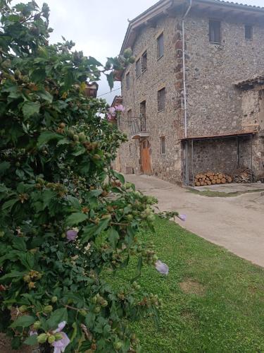A szálláshely kívülről, Can Iglèsies, Vall d'en Bas (Can Iglesies, Vall d'en Bas) in Vall D'En Bas