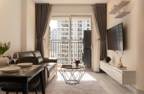 Shared lounge/TV area, Sunrise Riverside Phu My Hung - Washer & Dryer - Free Pool & Gym in Phuoc Kien