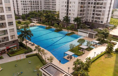 Exterior view, Sunrise Riverside Phu My Hung - Washer & Dryer - Free Pool & Gym in Phuoc Kien
