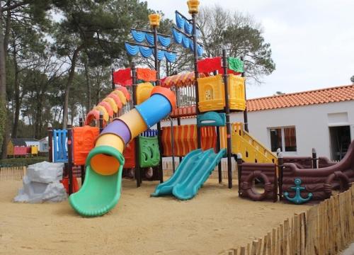 Mobil home 6 personnes 3kms plage - image 2