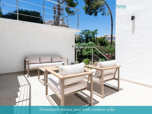 Villa Lenita by HMR Holidays - image 4