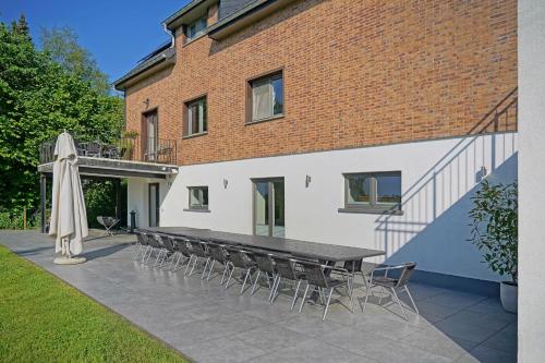 Unterkunft von außen, Le Bonheur de la Cascade 24 pers - Malmedy, wellness, jardin, confort in Malmedy