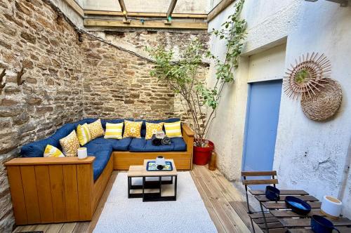 Studio climatisé - Terrasse couverte - Centre