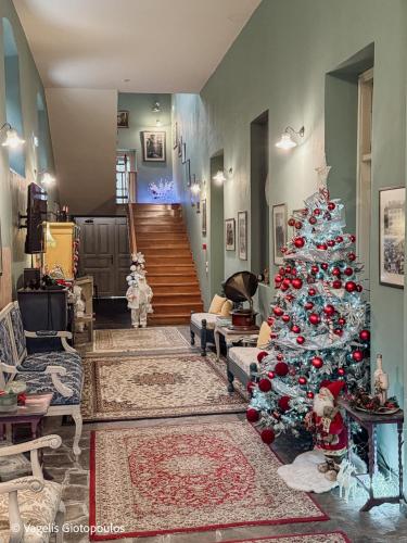 The Old School Boutique Hotel in Sirako