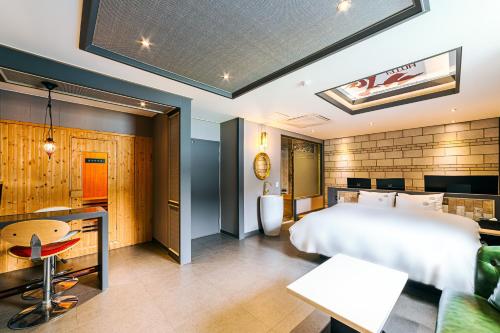 Busan Jeongkwan Hotel Ssome near Dongchun Mart