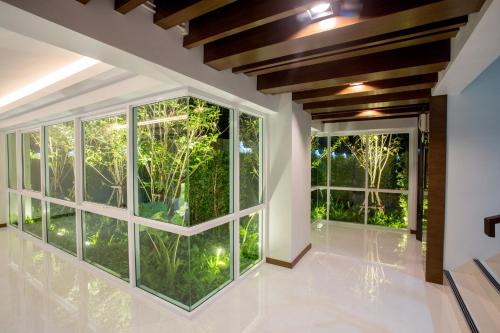 Thongchen Residence thumbnail 5
