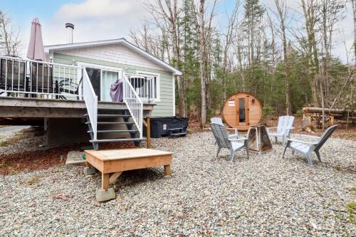 Spa & Sauna - Chalet de l'Ours noir in Notrdama Debuā (QC)