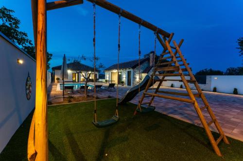 Kuća za odmor Leona (Kuca za odmor Leona) in Otrić