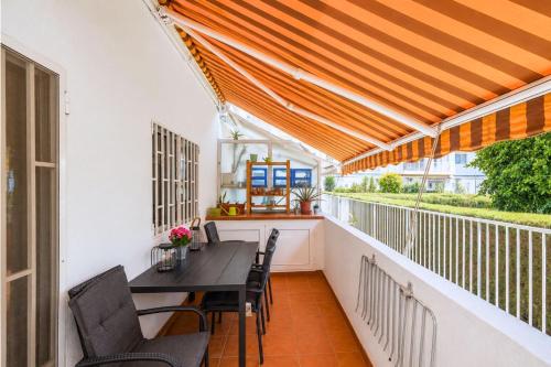 GuestReady - Playa Inglés Terrace Oasis - image 2
