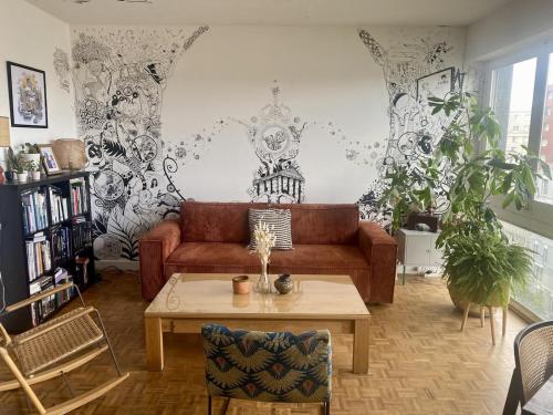 Artist's apartment, View of Sacré-Cœur, Paris 17