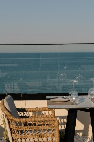 숙소 외관, 팔라티노 호텔  (Palatino Hotel) in 자킨토스 섬
