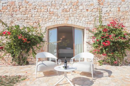 Удобства, TD Tenuta Donna Madia Sea View Pool Over Vineyard in Cozzana City Center