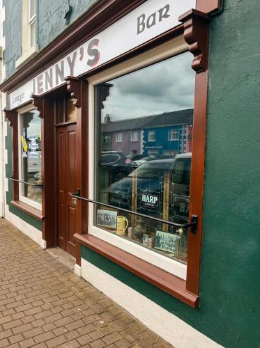 Jennys Bar in Carlanstown