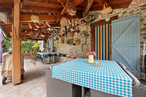 Maison De Faveri 2 à 5 personnes (Maison De Faveri 2 a 5 personnes) in Aramits