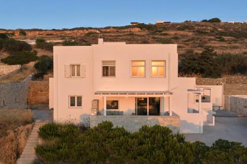 Sunset Rocks Residence — other in Parasporos, Parasporos Greece, 844 00