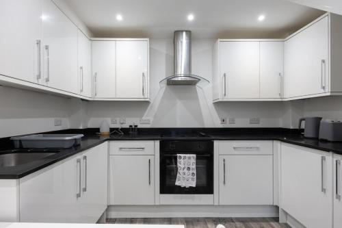 Stylish 2BR Cottage in Chesham in Chartridge