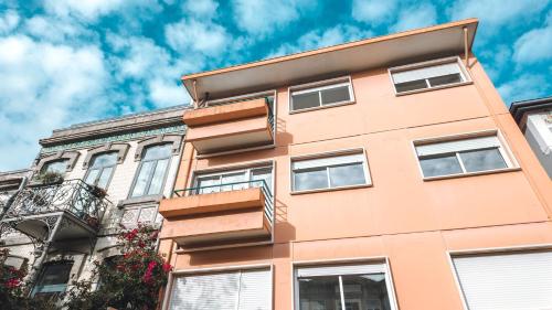 Coliving moderno com lindo jardim