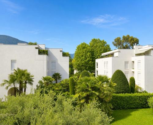 Apartment Stellina Ascona - Steps from Lido & Promenade - Balcony & Free Garage