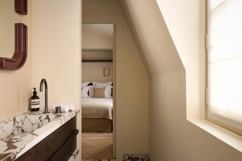 Sleeps 5
