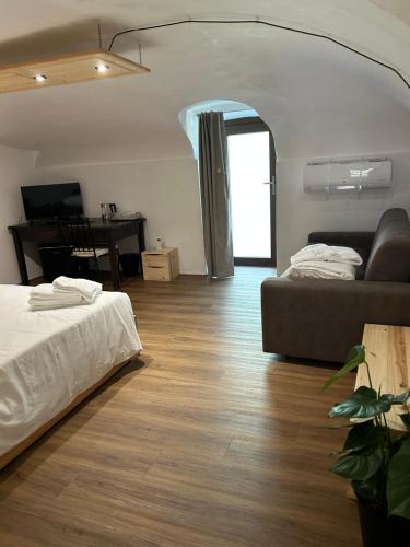 Da Noi Panoramic Guest Stay Camera Rifugio in Cuorgne
