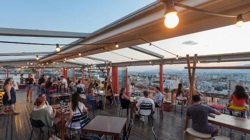 Yellowsquare Athens in เอเธนส์