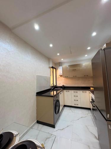 Luxury apartement next to souk in 암세르나트