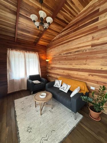 Relaxing cabin in San Ramón de Alajuela - image 3