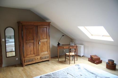 Chambres d'hôtes Le Clos d'Hauteville Room Type - Double Room (or Twin on request) with Private Bathroom Chambres d'hôtes Le Clos d'Hauteville Room Type - Double Room (or Twin on request) with Private Bathroom