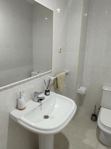 Casa soleada a escasos metros del mar