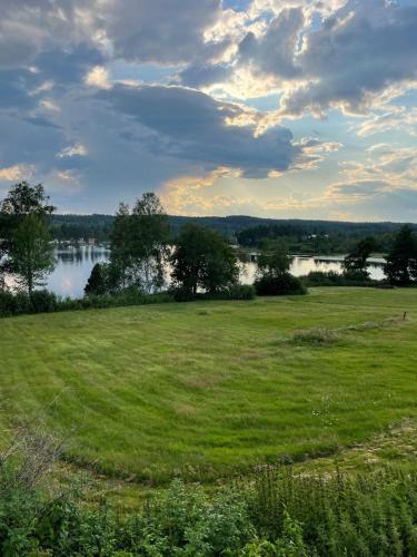Skats, Holmedal Strandhem Årjäng Töcksfors (Holmedal Strandhem Arjang Tocksfors) in Nästeviken
