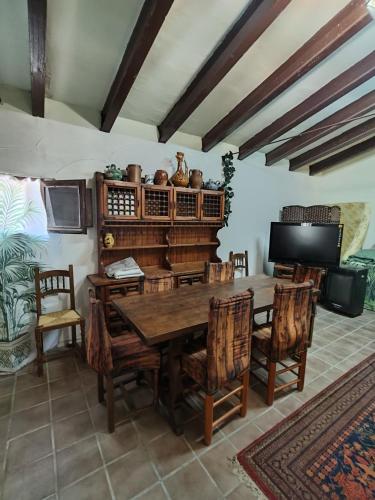 Casa completa junto al Parque Natural de la Bardenas, con parking-barbacoa-terraza in Sadaba