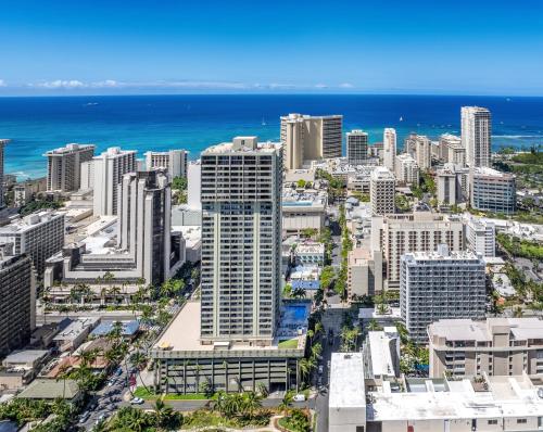 Royal Kuhio Resort 1